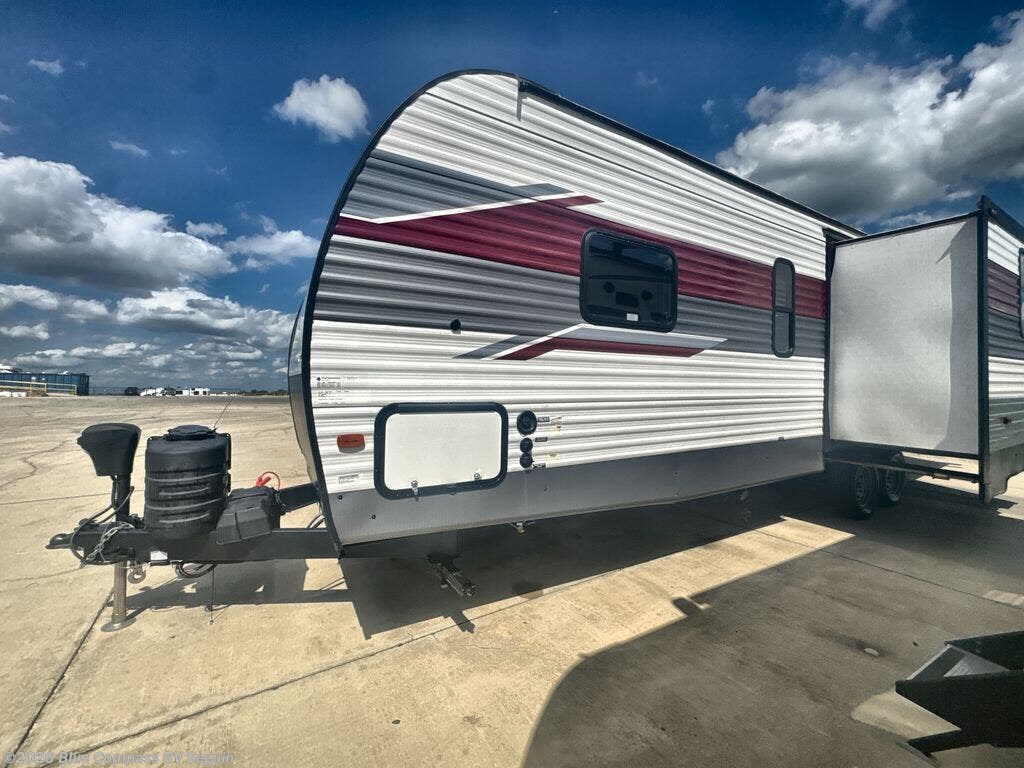 Used 2024 Prime Time Avenger 28BHS available in Seguin, Texas
