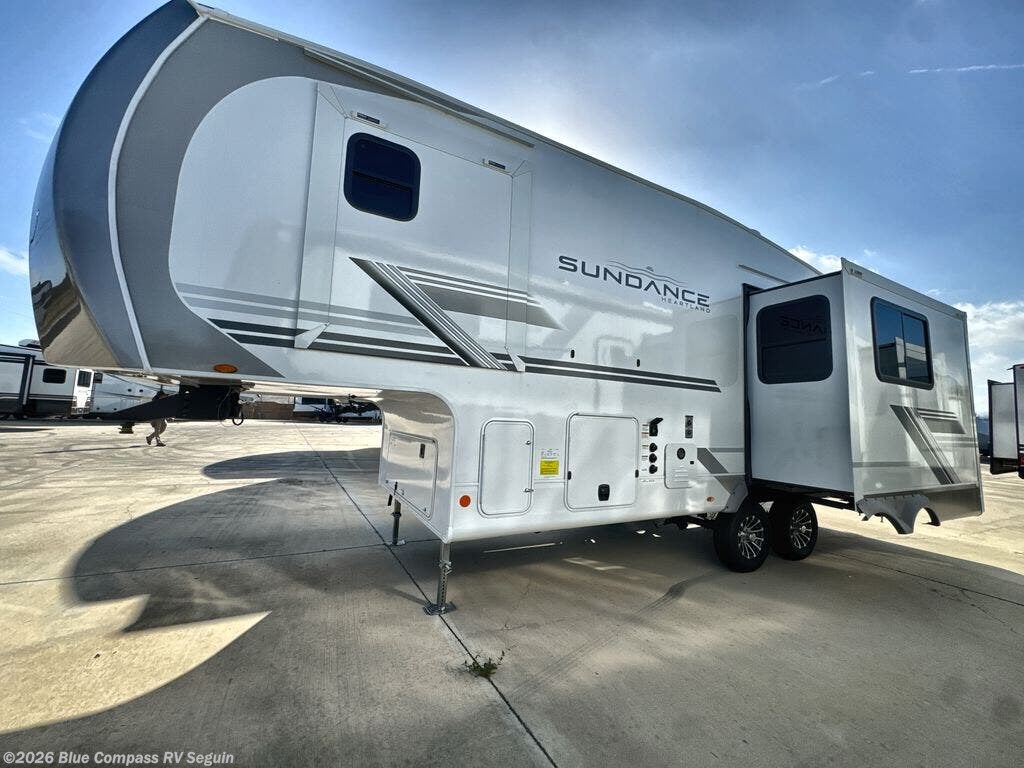 2027 Heartland Sundance XLT SUNDANCE  XLT 24ML - New Fifth Wheel For Sale by Blue Compass RV Seguin in Seguin, Texas