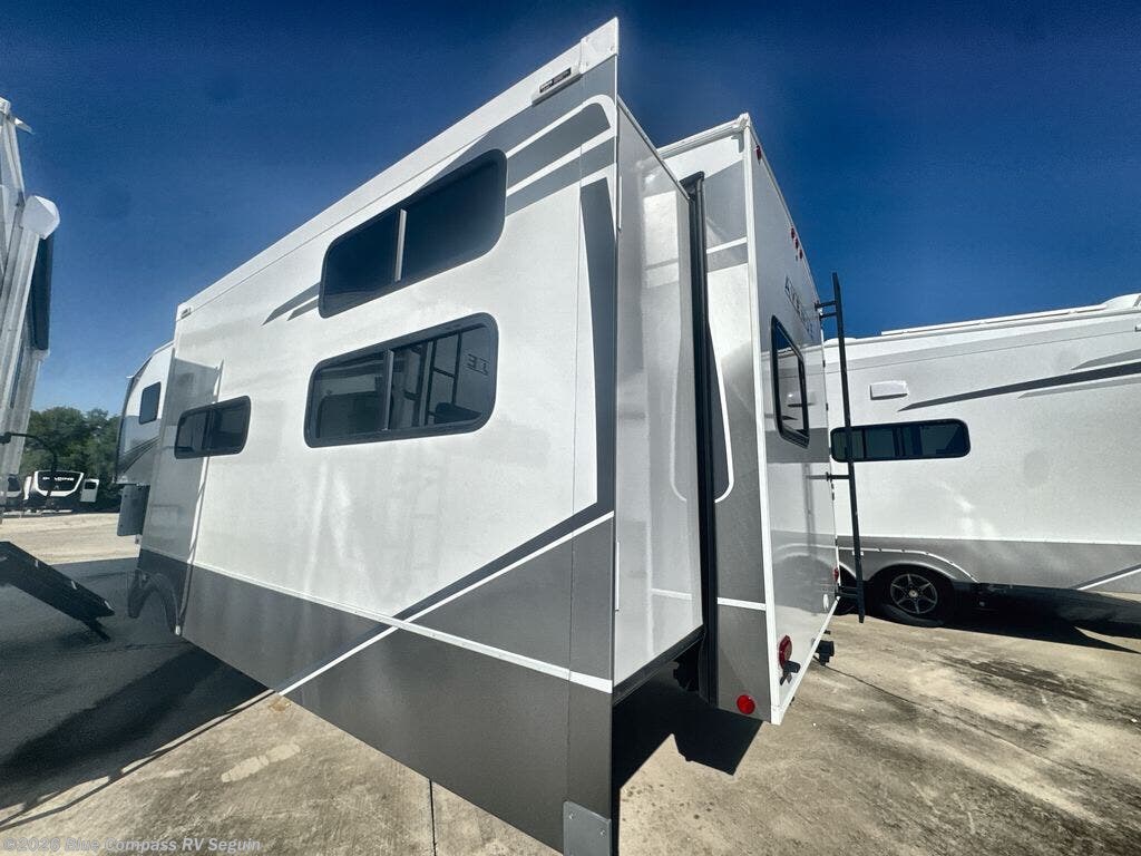 2026 Avenue All-Access 30BH by Alliance RV from Blue Compass RV Seguin in Seguin, Texas