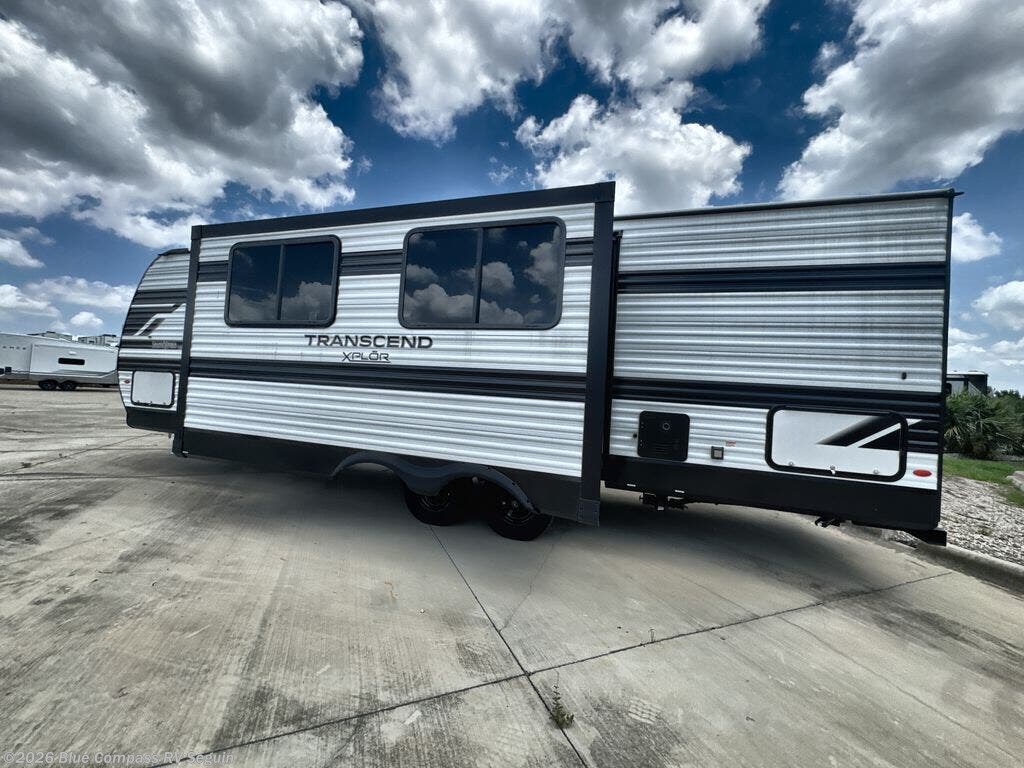 2027 Transcend Xplor 27DBX by Grand Design from Blue Compass RV Seguin in Seguin, Texas