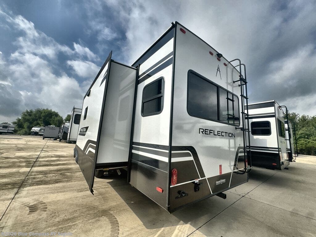 2027 Grand Design Reflection 345RLTS - New Travel Trailer For Sale by Blue Compass RV Seguin in Seguin, Texas
