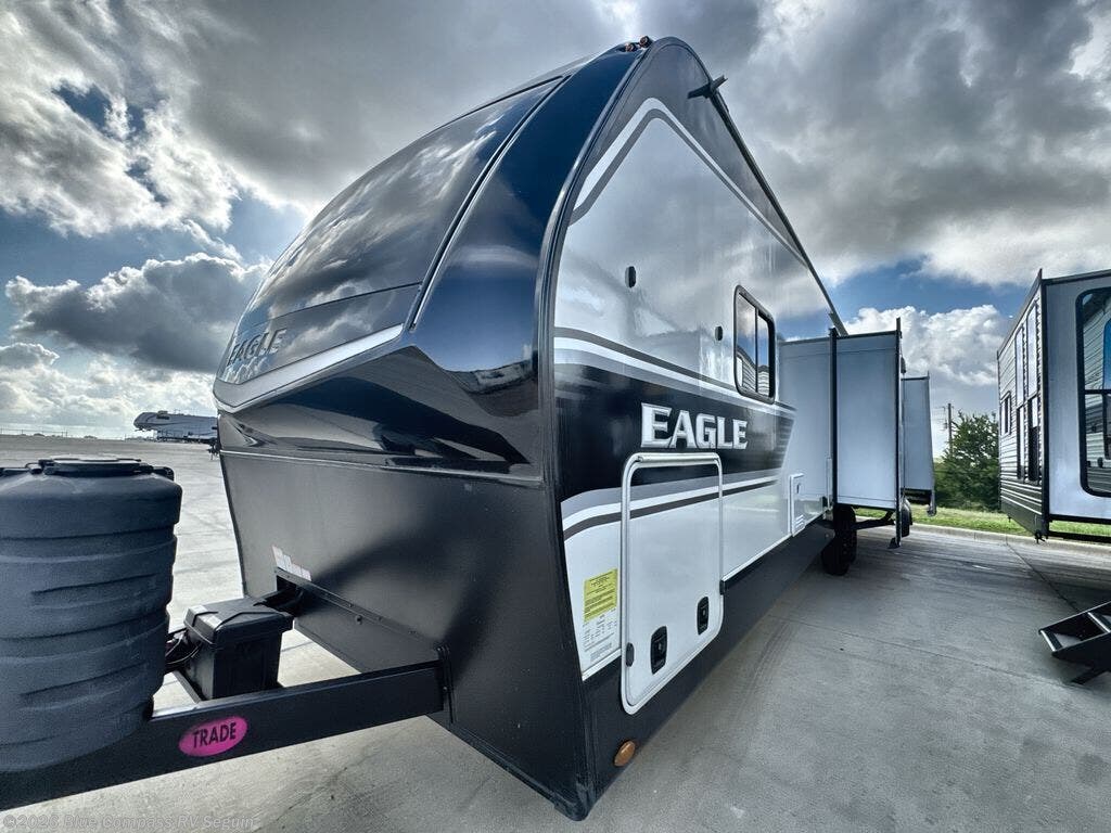 Used 2025 Jayco Eagle HT 312BHOK available in Seguin, Texas