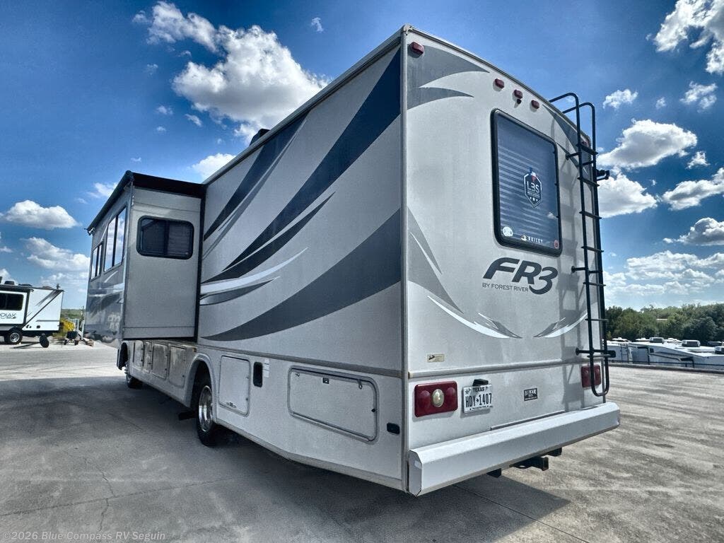 2015 FR3 30DS by Forest River from Blue Compass RV Seguin in Seguin, Texas