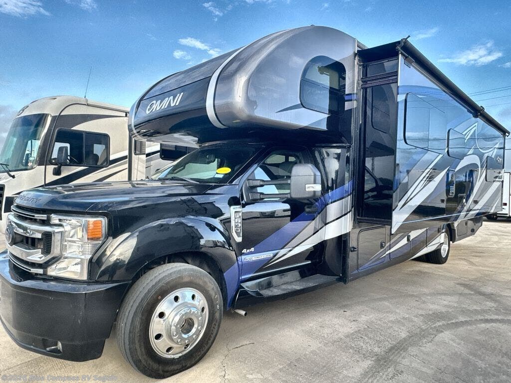 Used 2022 Thor Motor Coach Omni SV34 available in Seguin, Texas