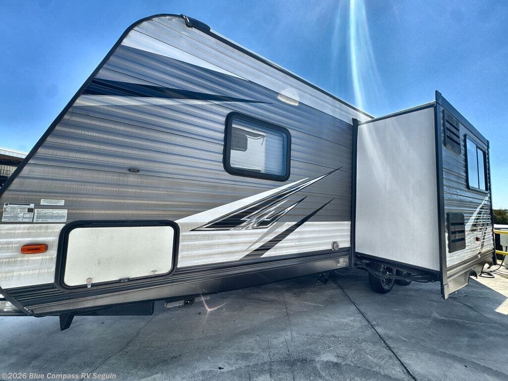 Used 2021 Heartland Trail Runner 261JM available in Seguin, Texas