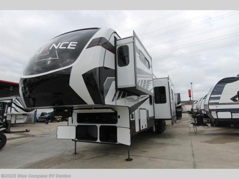 2022 Alliance RV Valor 40V13 RV for Sale in Denton, TX 76210 | 004577C ...