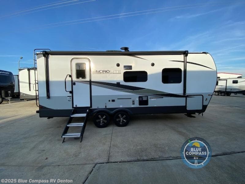 2023 Forest River Flagstaff Micro Lite 25FBLS RV for Sale in Denton, TX ...