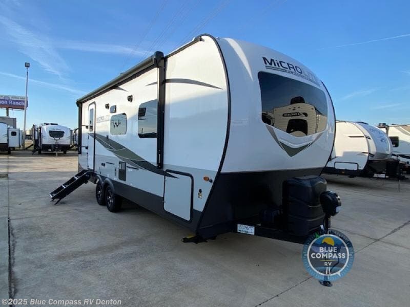 2023 Forest River Flagstaff Micro Lite 25FBLS RV for Sale in Denton, TX