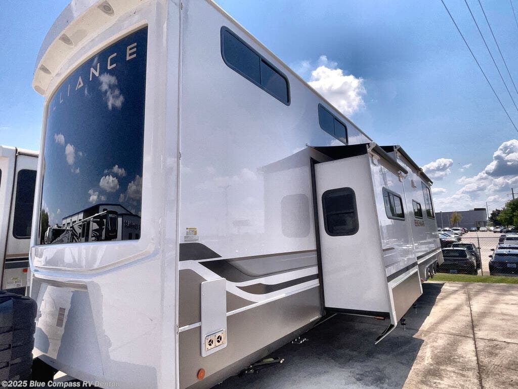 New 2026 Alliance RV Benchmark 44LFT available in Denton, Texas