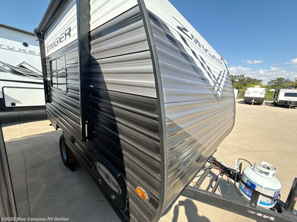 New 2026 CrossRoads Zinger Lite 12FB available in Denton, Texas