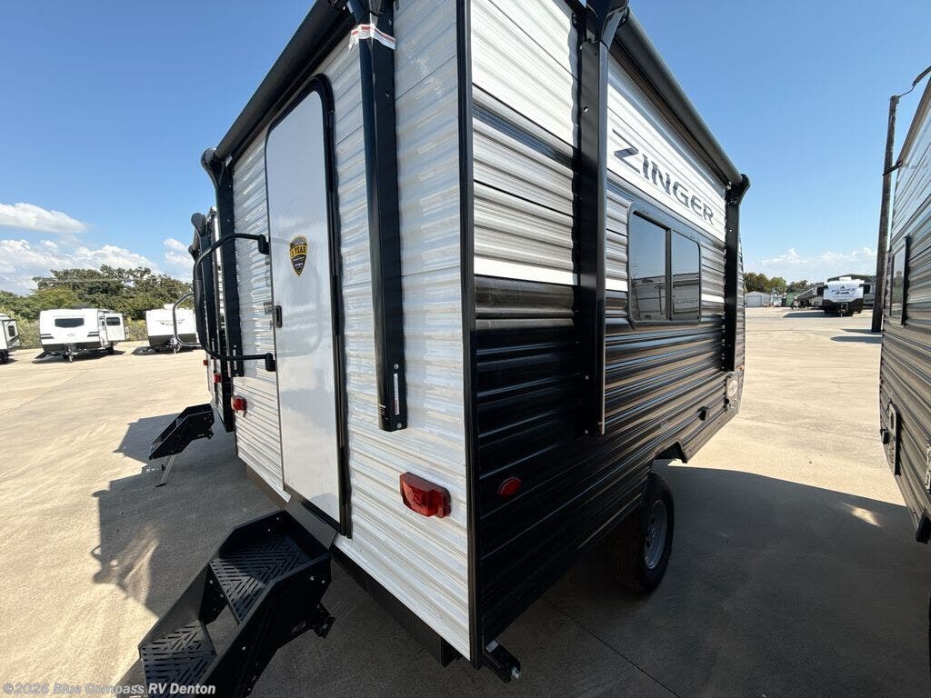 New 2026 CrossRoads Zinger Lite 12FB available in Denton, Texas
