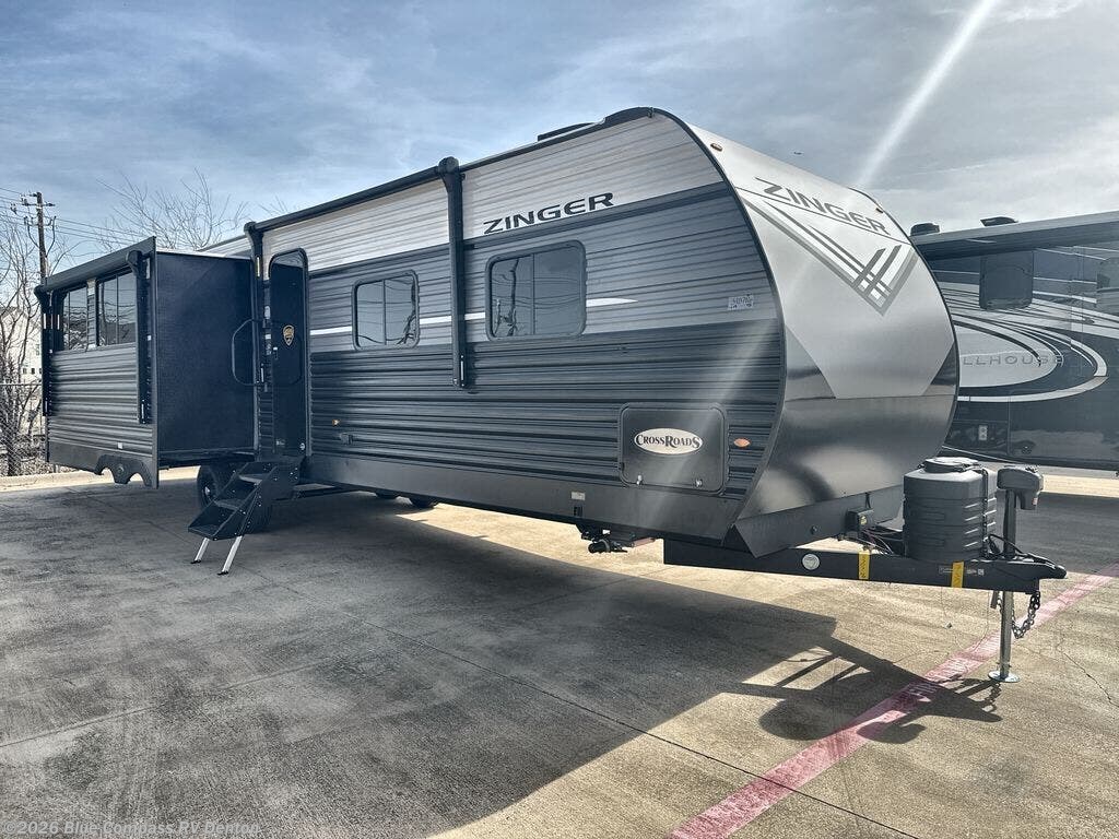 2026 Zinger 340LR by CrossRoads from Blue Compass RV Denton in Denton, Texas