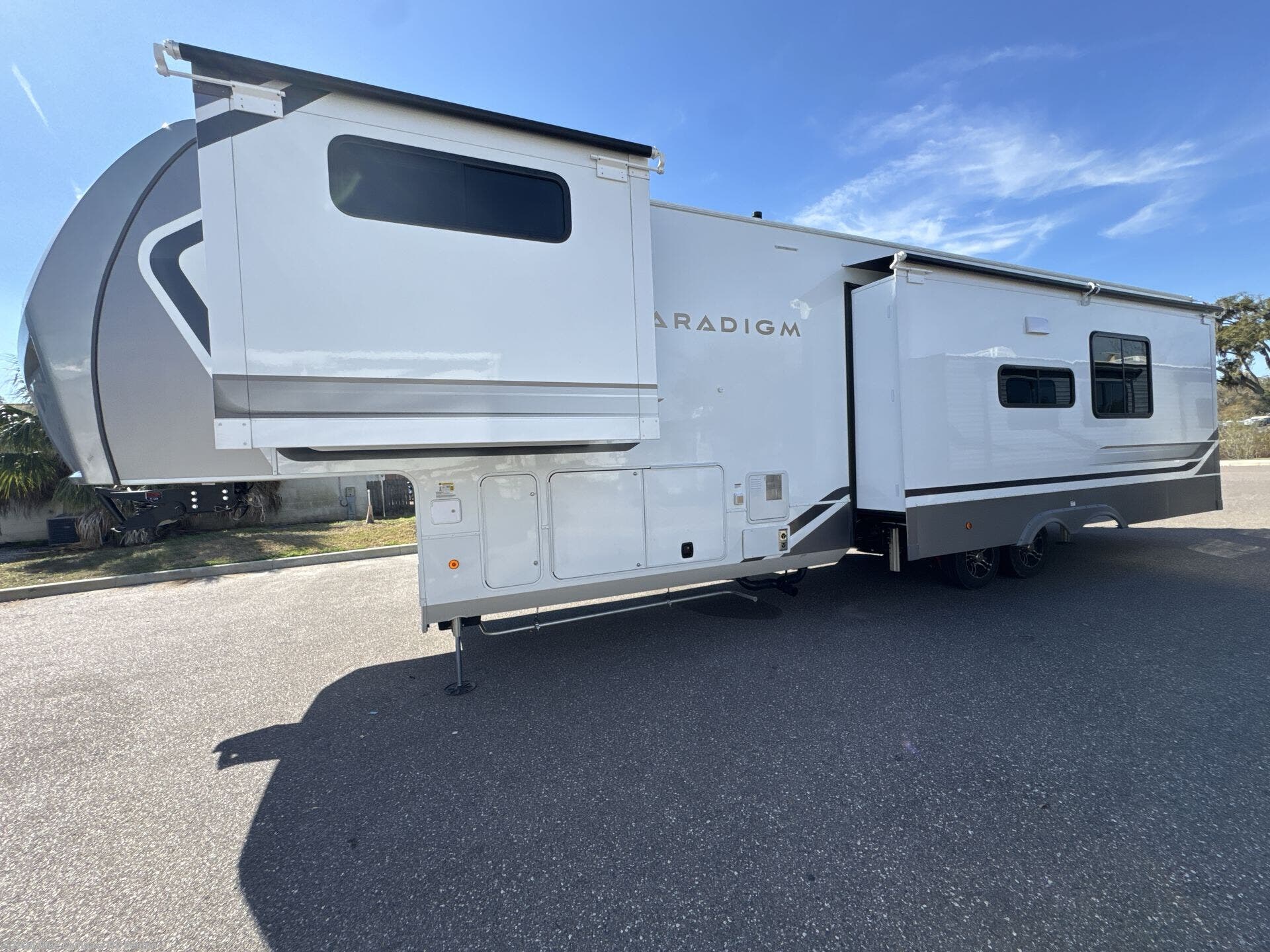 New 2026 Alliance RV Paradigm 388SP available in Denton, Texas