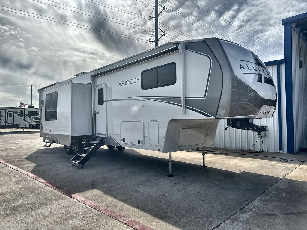 2026 Avenue 38DBL by Alliance RV from Blue Compass RV Denton in Denton, Texas