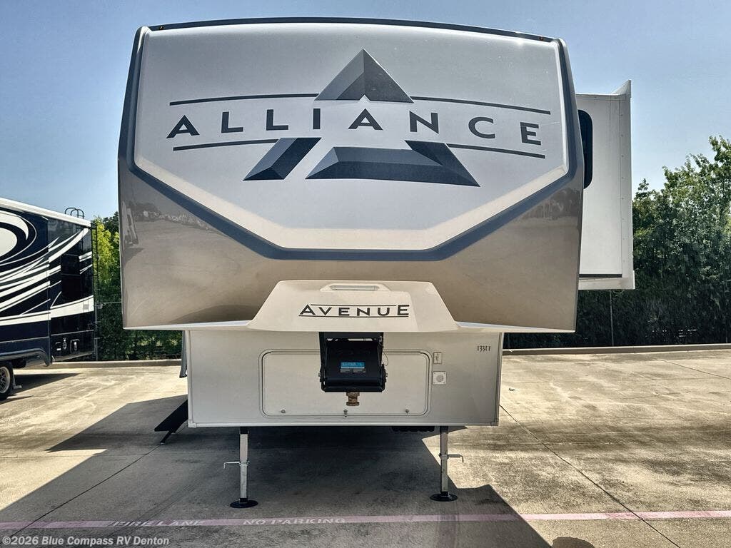 New 2026 Alliance RV Avenue 32RLS available in Denton, Texas
