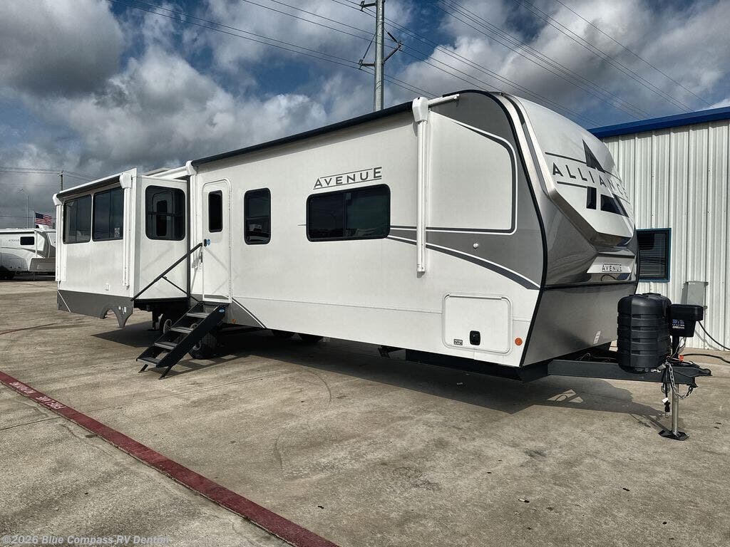 2026 Avenue 332RL by Alliance RV from Blue Compass RV Denton in Denton, Texas