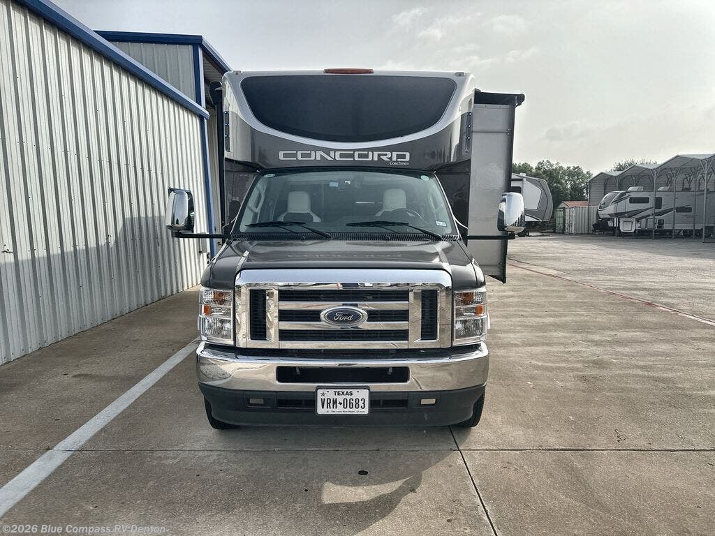 Used 2025 Coachmen Concord 321DS available in Denton, Texas