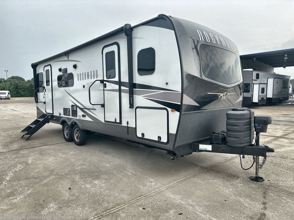 2025 Rockwood Ultra Lite 2618RD by Forest River from Blue Compass RV Denton in Denton, Texas