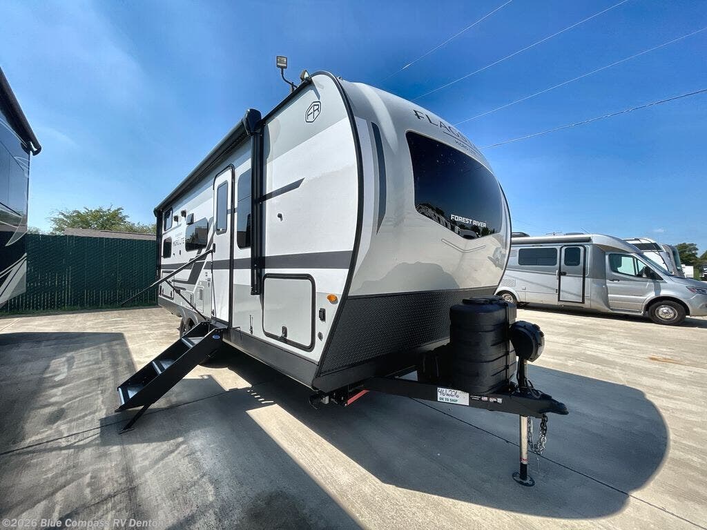 2026 Flagstaff Micro Lite 25BRDS by Forest River from Blue Compass RV Denton in Denton, Texas