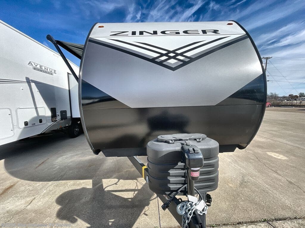 New 2026 CrossRoads Zinger Lite 290QB available in Denton, Texas