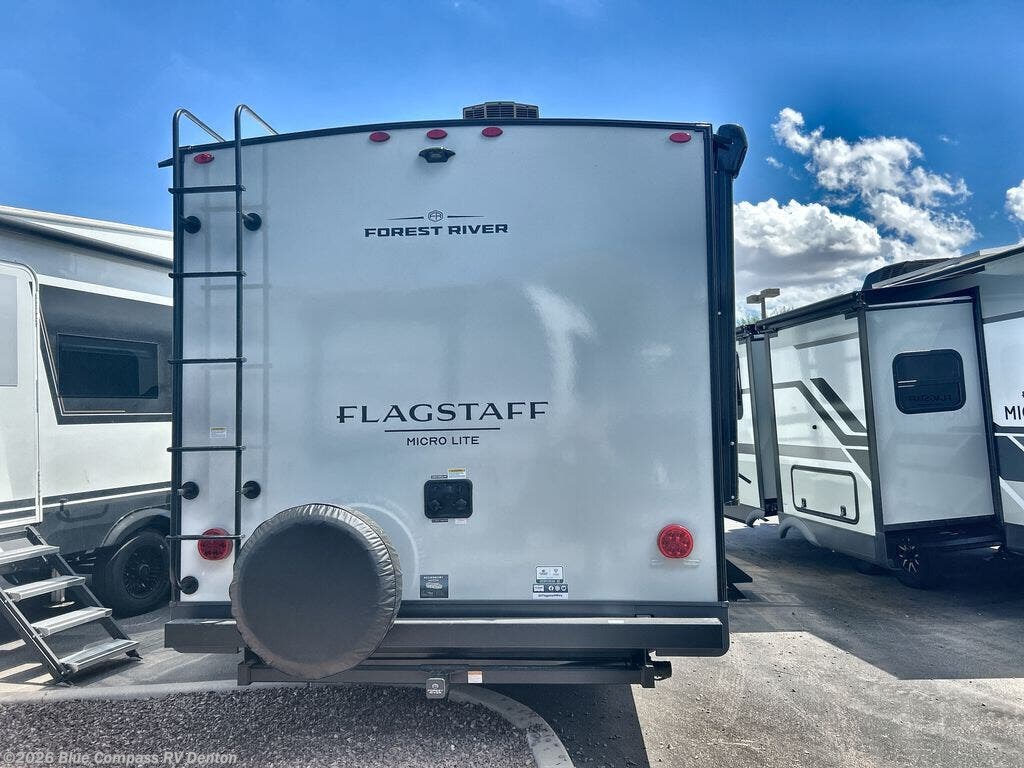 2027 Flagstaff Micro Lite 25DBH by Forest River from Blue Compass RV Denton in Denton, Texas
