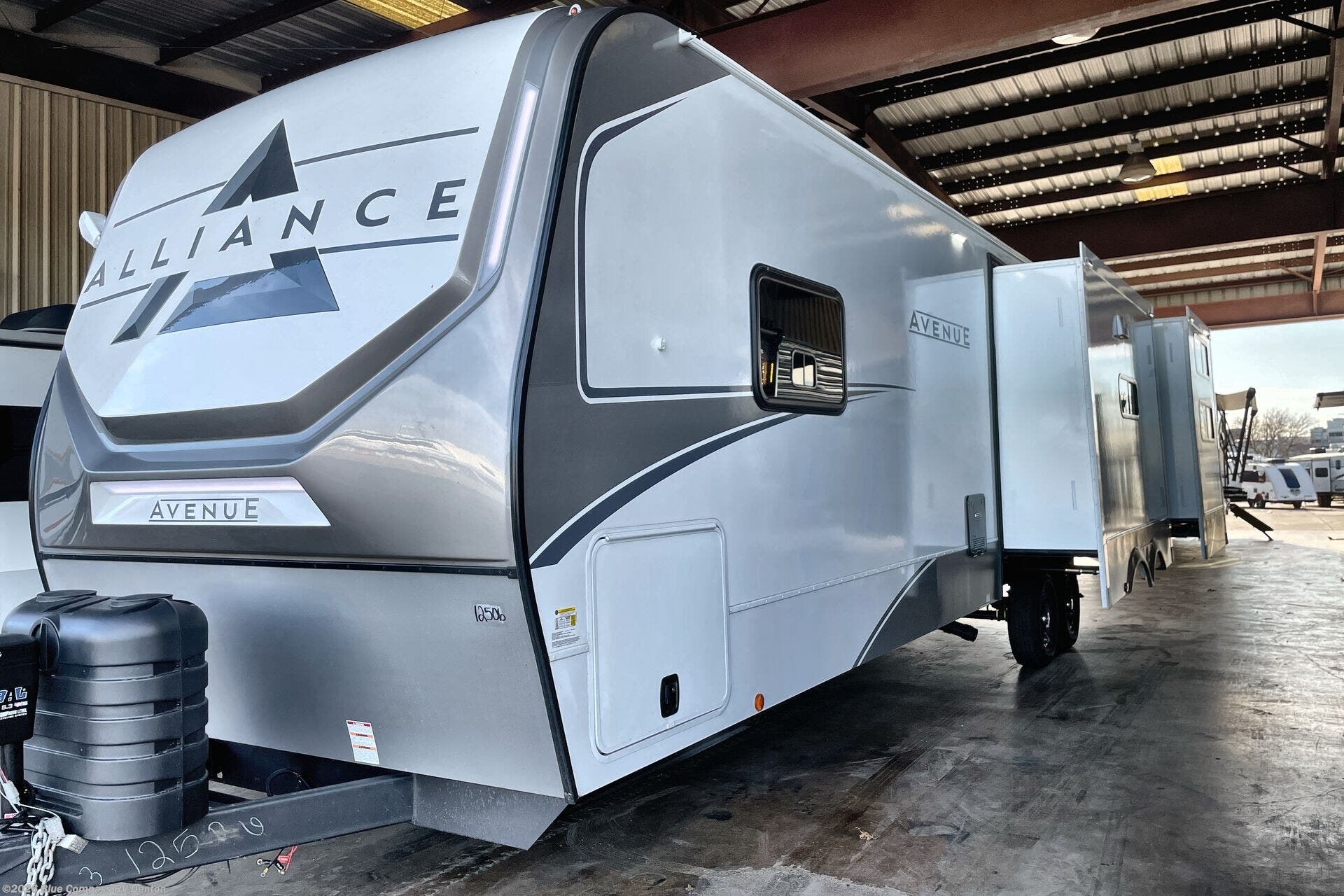 New 2026 Alliance RV Avenue 333BH available in Denton, Texas