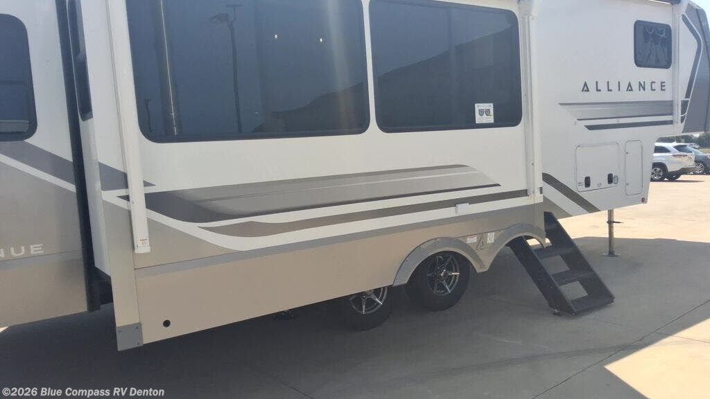 2027 Avenue All-Access 29RL by Alliance RV from Blue Compass RV Denton in Denton, Texas