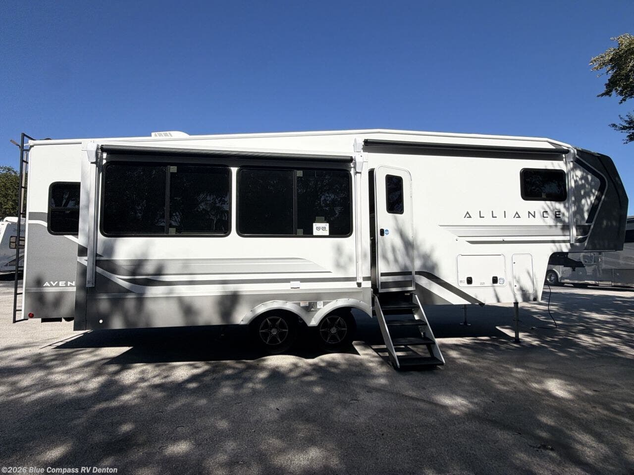 2027 Avenue All-Access 29RL by Alliance RV from Blue Compass RV Denton in Denton, Texas
