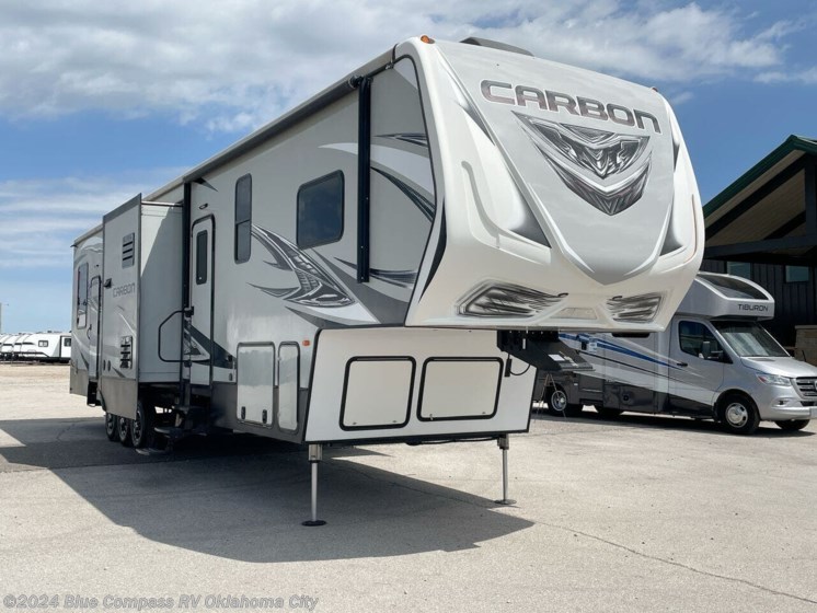 Used 2018 Keystone Carbon 417 available in Norman, Oklahoma