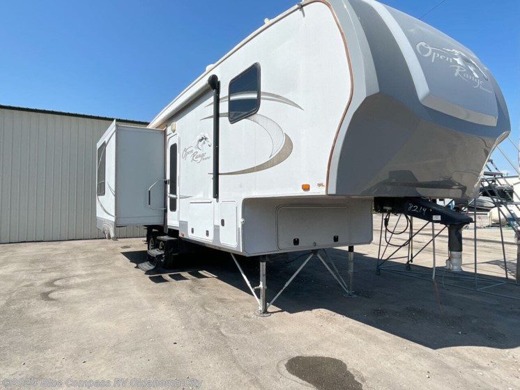 Used 2012 Highland Ridge Roamer 316rls available in Norman, Oklahoma