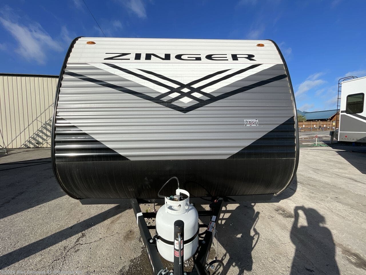 2026 Zinger Lite 12BH by CrossRoads from Blue Compass RV Oklahoma City in Norman, Oklahoma