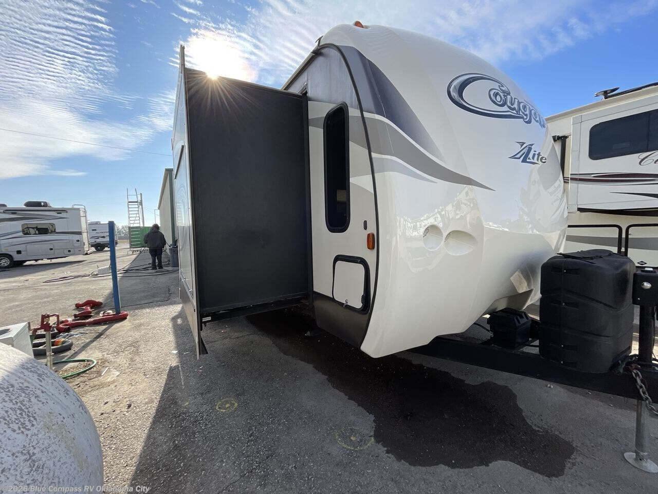 Used 2017 Keystone Cougar X-Lite 32FLS available in Norman, Oklahoma