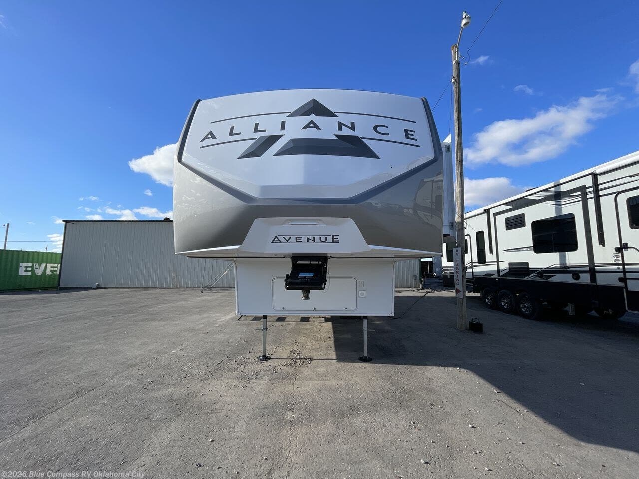 2026 Avenue 32RLS by Alliance RV from Blue Compass RV Oklahoma City in Norman, Oklahoma