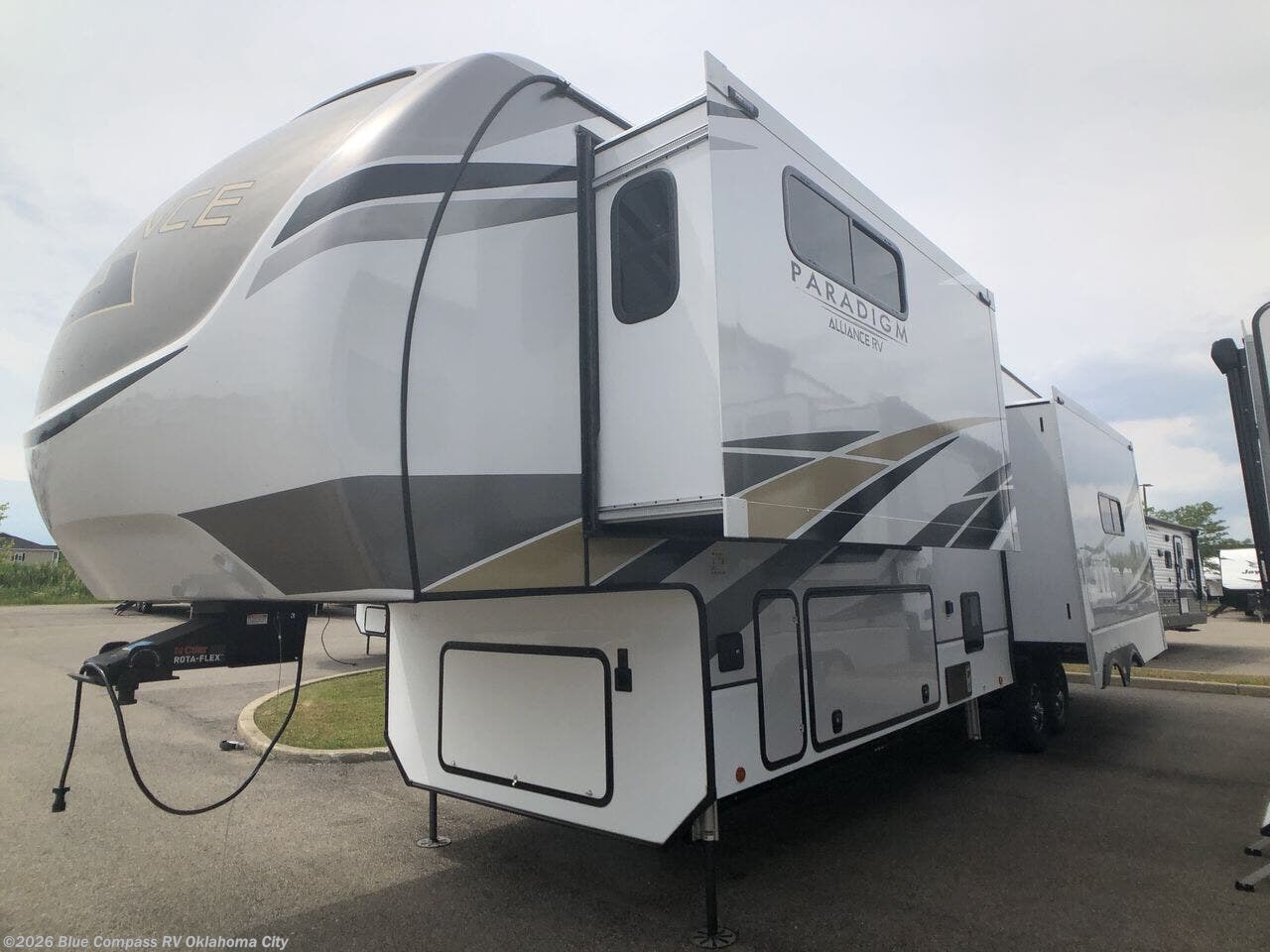 2026 Paradigm 340RL by Alliance RV from Blue Compass RV Oklahoma City in Norman, Oklahoma