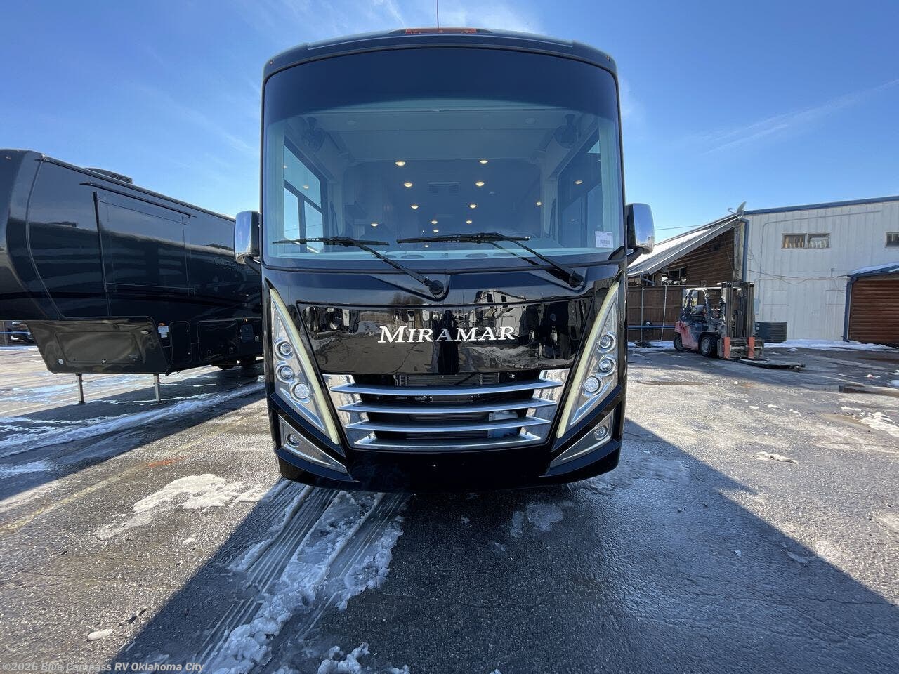 2024 Miramar 37.1 by Thor Motor Coach from Blue Compass RV Oklahoma City in Norman, Oklahoma