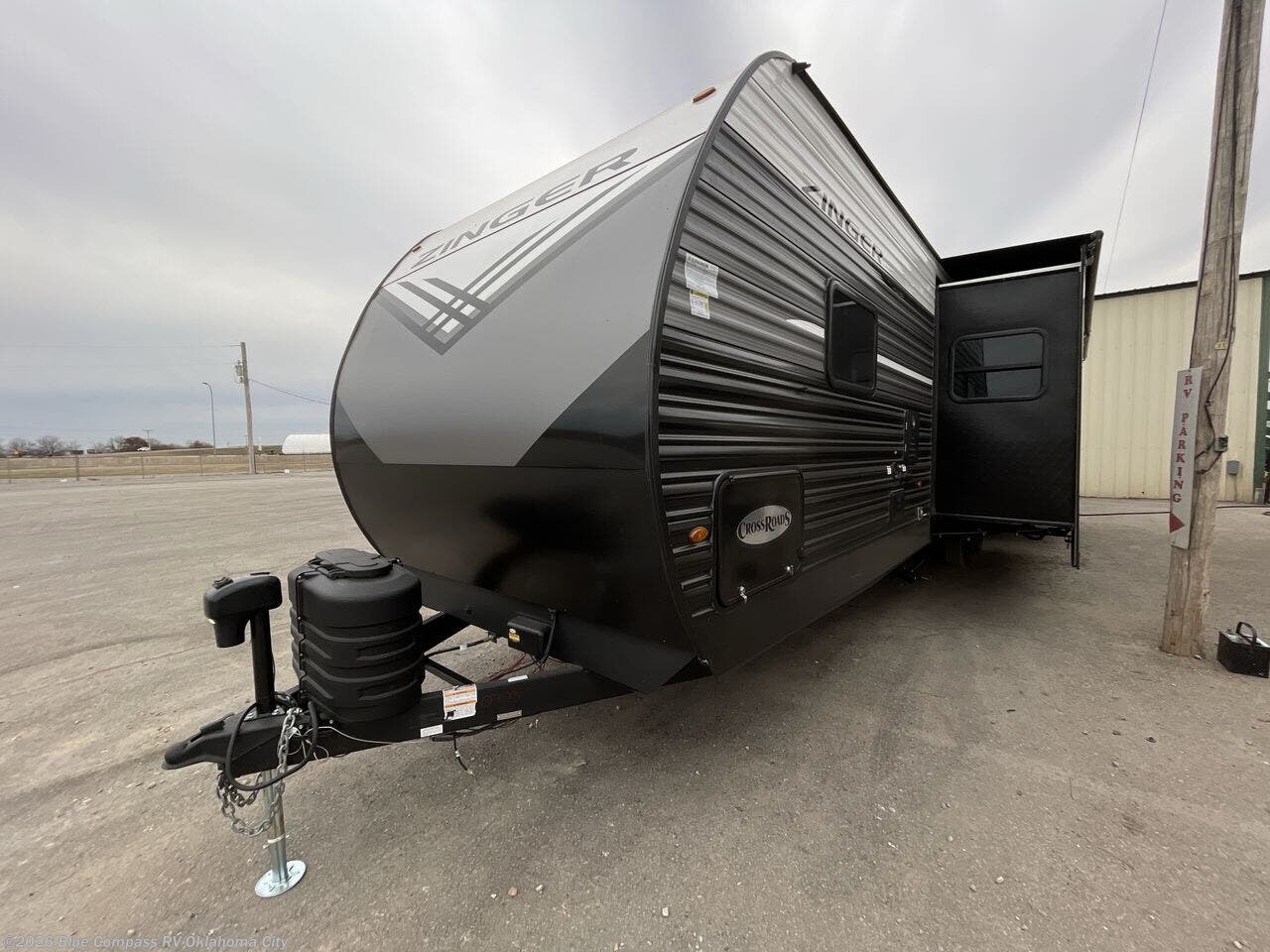 2026 Zinger 331BH by CrossRoads from Blue Compass RV Oklahoma City in Norman, Oklahoma