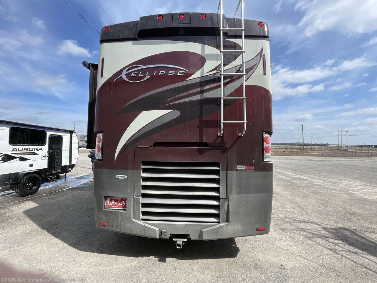Used 2009 Itasca Ellipse 40FD available in Norman, Oklahoma