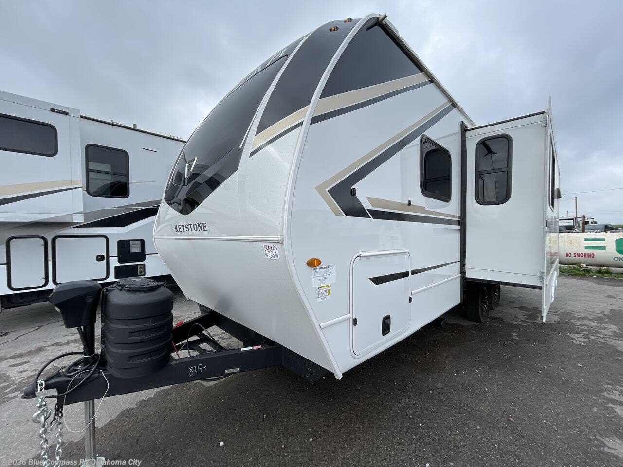 2026 Cougar Half-Ton 22MLS by Keystone from Blue Compass RV Oklahoma City in Norman, Oklahoma
