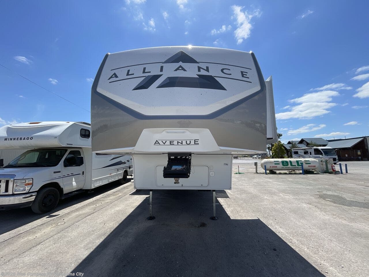2026 Avenue 32RLS by Alliance RV from Blue Compass RV Oklahoma City in Norman, Oklahoma