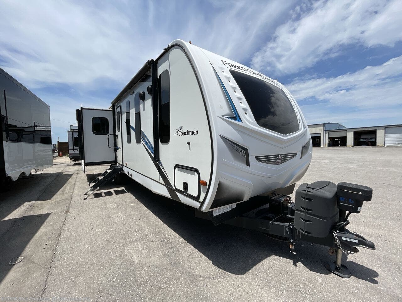 Used 2021 Coachmen Freedom Express Liberty Edition 324RLDSLE available in Norman, Oklahoma