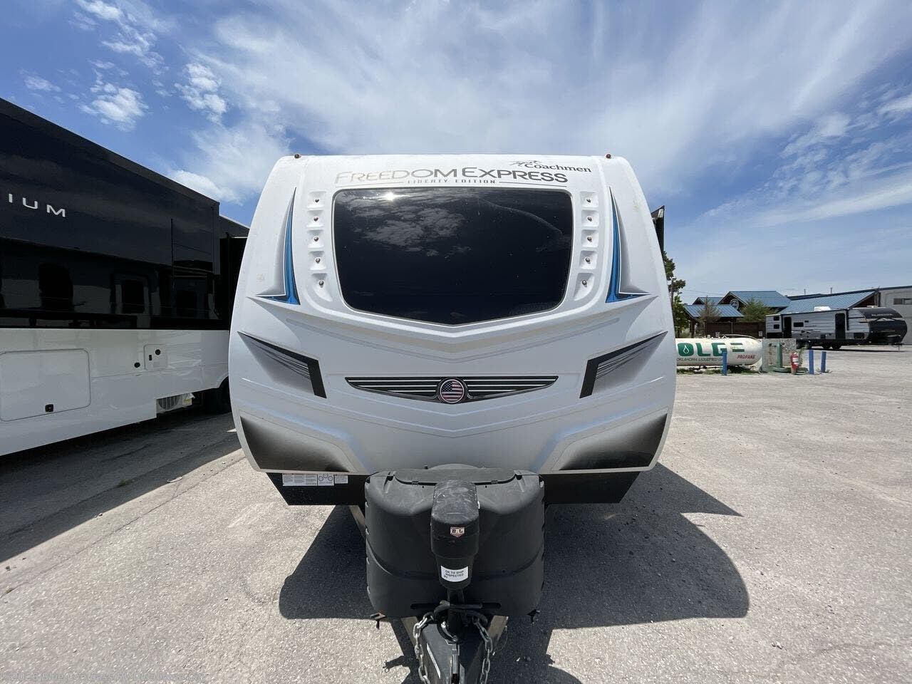 2021 Freedom Express Liberty Edition 324RLDSLE by Coachmen from Blue Compass RV Oklahoma City in Norman, Oklahoma