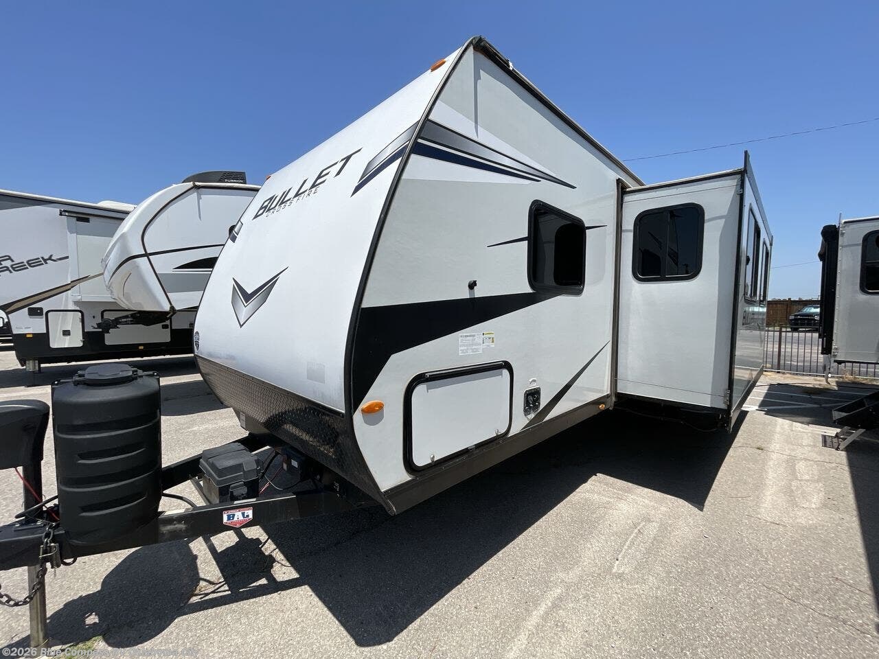2022 Keystone Bullet Crossfire 2730BH - Used Travel Trailer For Sale by Blue Compass RV Oklahoma City in Norman, Oklahoma