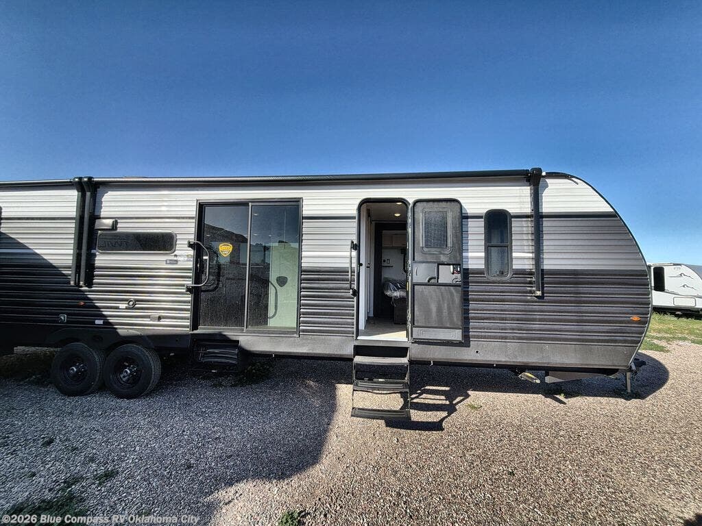 2026 Zinger 390DB by CrossRoads from Blue Compass RV Oklahoma City in Norman, Oklahoma