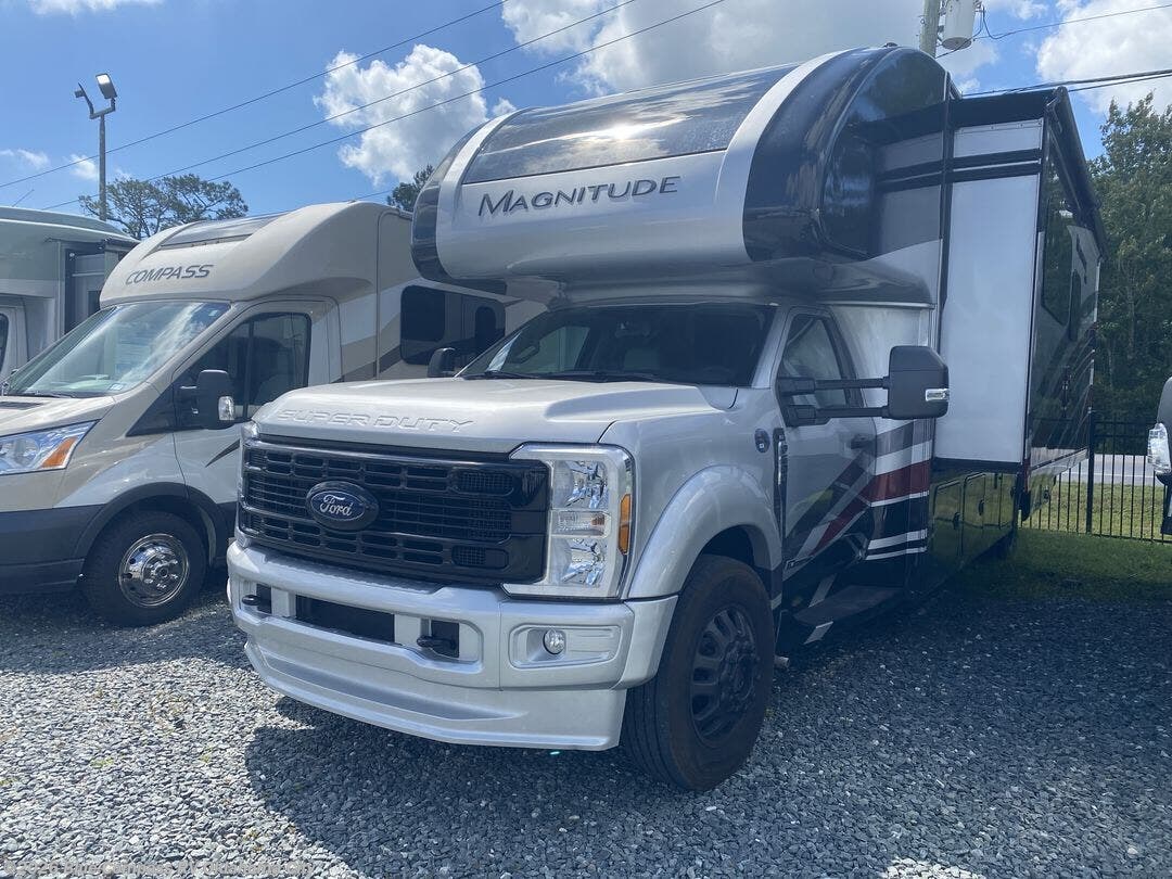 Used 2025 Thor Motor Coach Magnitude LV35 available in Norman, Oklahoma