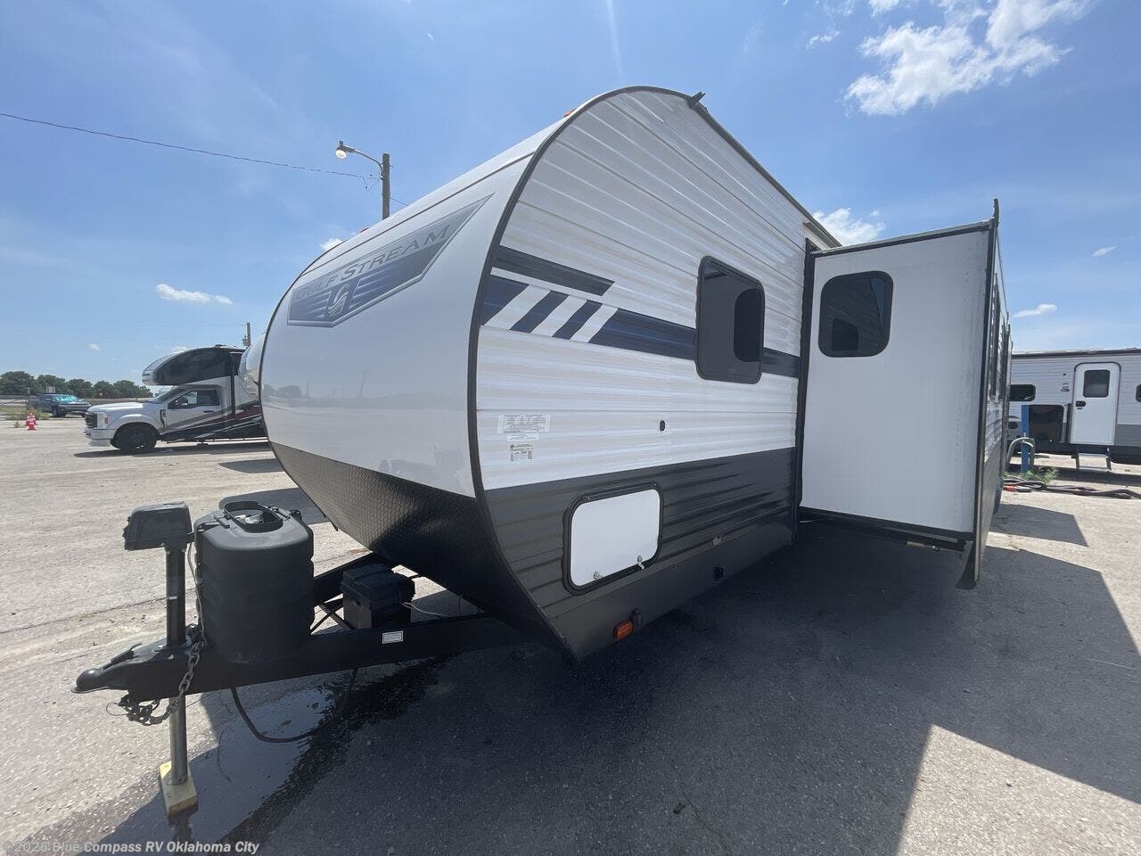 2024 Conquest Supreme Series 323TBR by Gulf Stream from Blue Compass RV Oklahoma City in Norman, Oklahoma