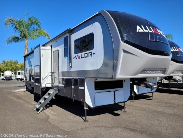 New 2024 Alliance RV Valor 40V13 available in Rancho Cordova, California