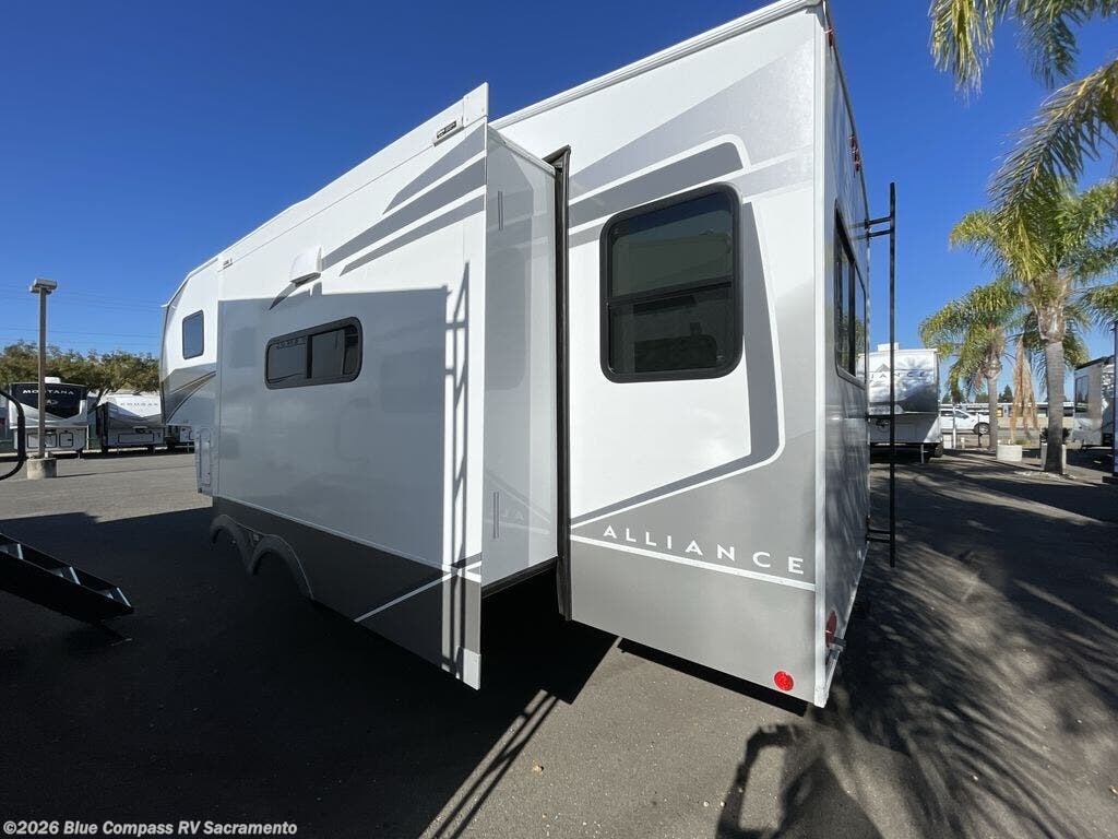 2026 Avenue All-Access 25RL by Alliance RV from Blue Compass RV Sacramento in Rancho Cordova, California
