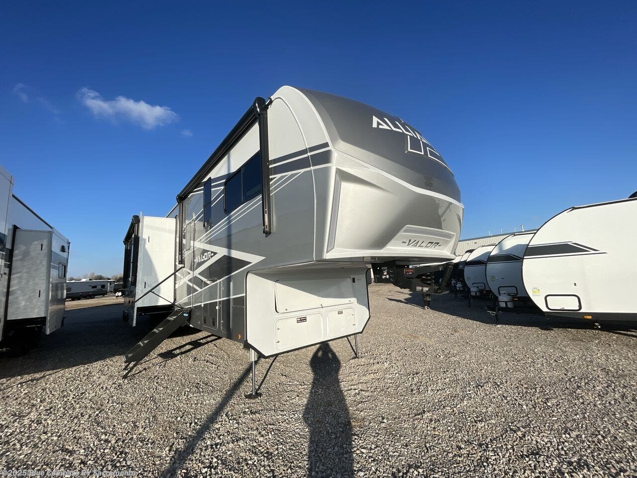 New 2026 Alliance RV Valor 41V13 available in Rancho Cordova, California