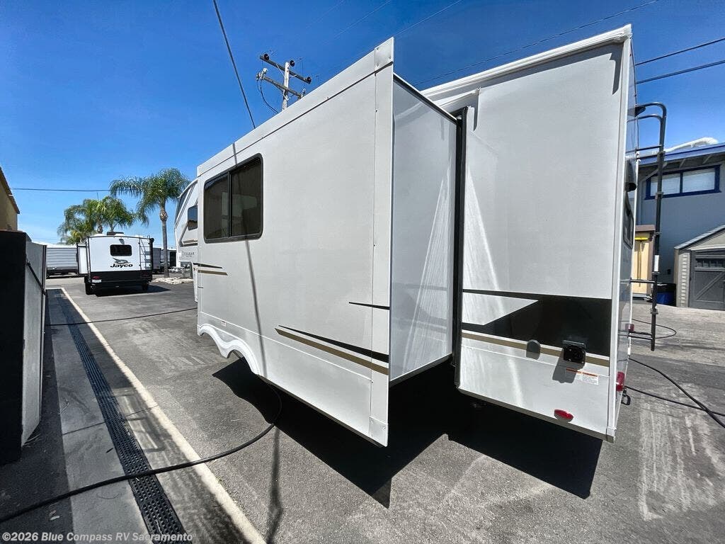 2026 Keystone Cougar Half-Ton 26RKE - New Fifth Wheel For Sale by Blue Compass RV Sacramento in Rancho Cordova, California