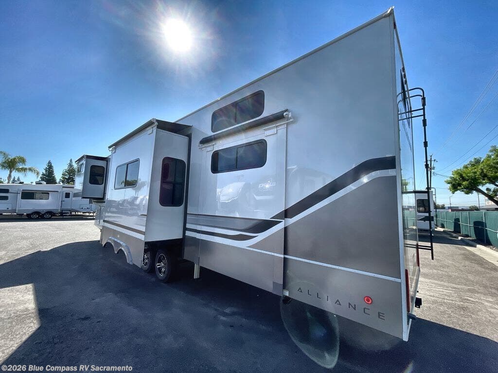 2026 Paradigm 395DS by Alliance RV from Blue Compass RV Sacramento in Rancho Cordova, California